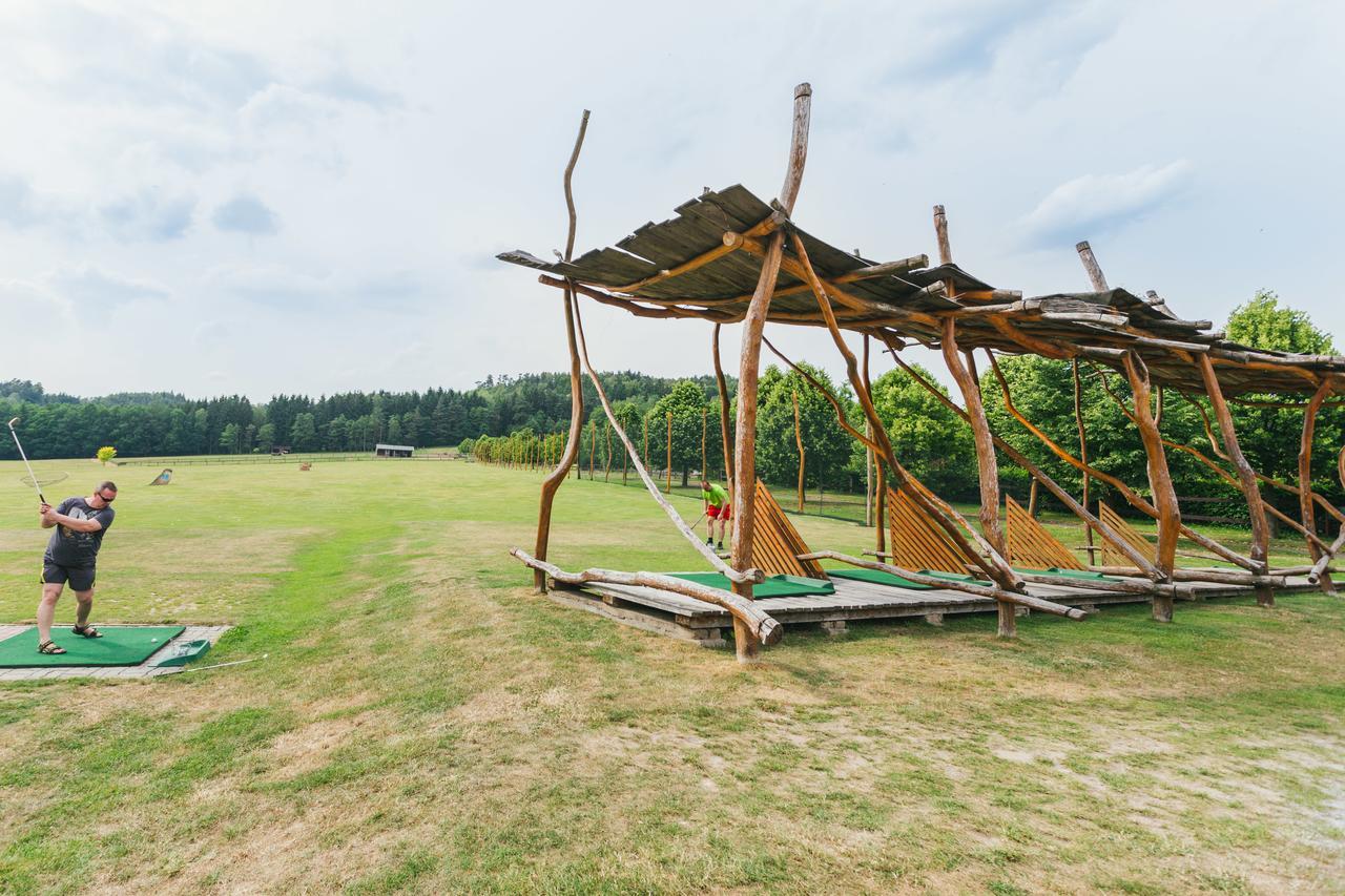 Resort Malevil Jablonné v Podještědí المظهر الخارجي الصورة
