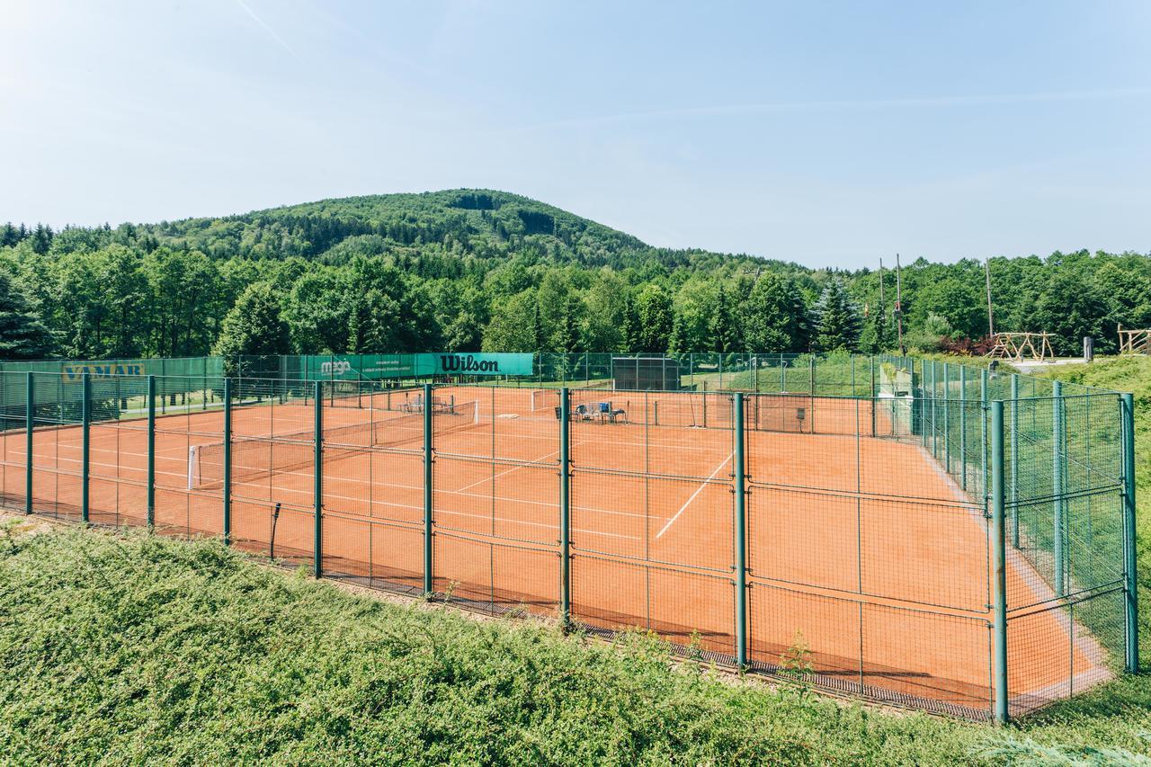 Resort Malevil Jablonné v Podještědí المظهر الخارجي الصورة